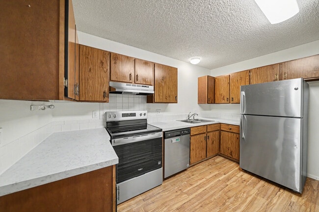 Photo - 811 Nyssa Drive- House
