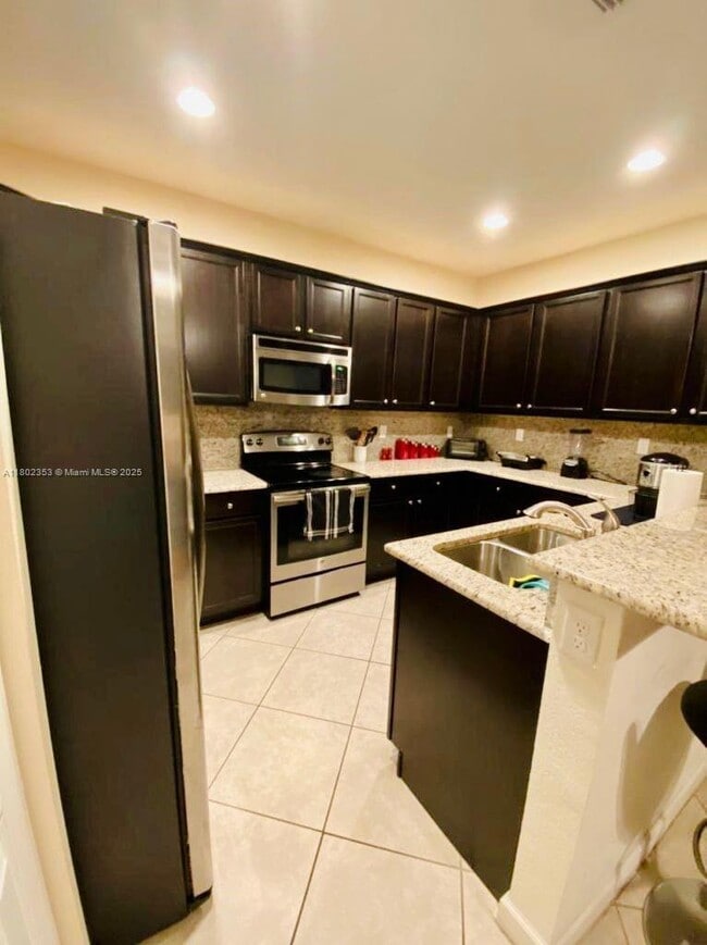 Foto del edificio - 3532 W 88th Terrace