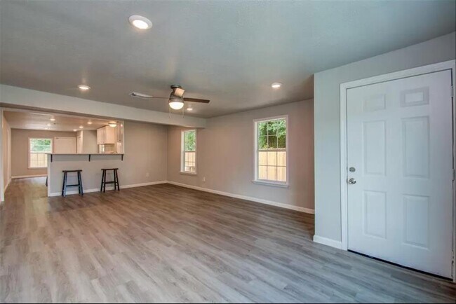 Foto del edificio - 4714 Nichols St