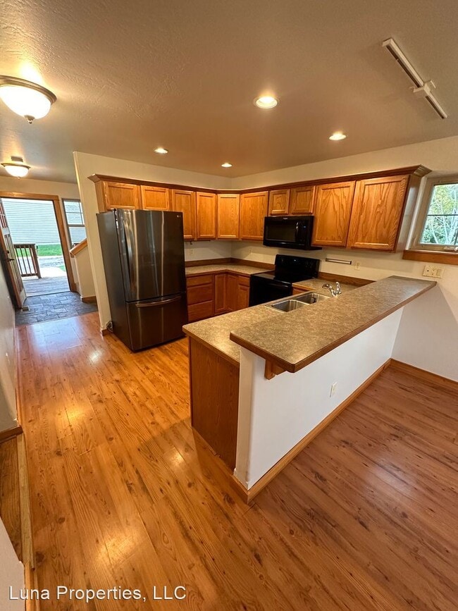 Building Photo - 3 br, 2.5 bath House - 2961 N 27th Ave #18