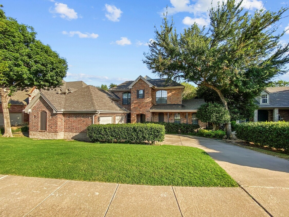 Primary Photo - 1314 Creekwood Dr