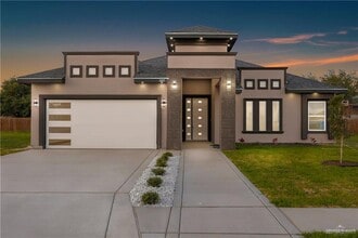 Building Photo - 8 Ebano Ave