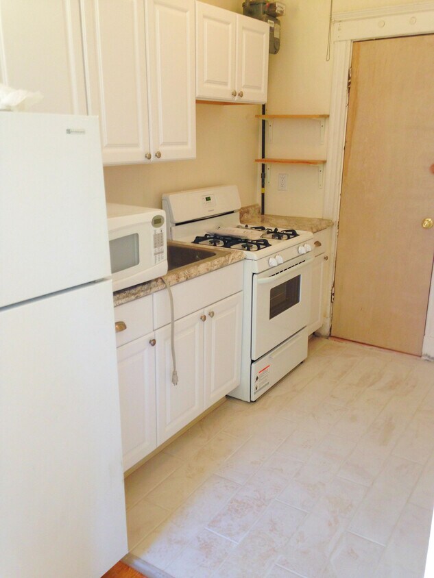 Primary Photo - 66 Queensberry St