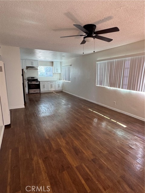 Building Photo - 7192 Cerritos Ave