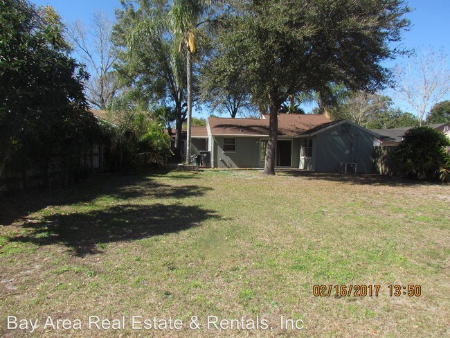 Building Photo - 3279 Fox Lake Dr