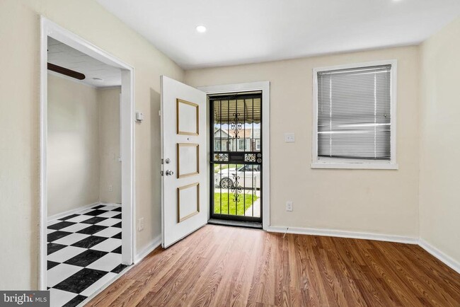 Foto del edificio - 1022 Pine Rd
