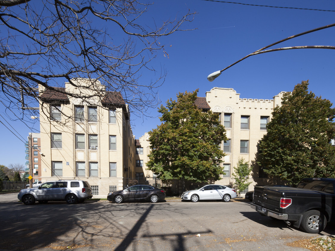 Primary Photo - 49th Street Apartments