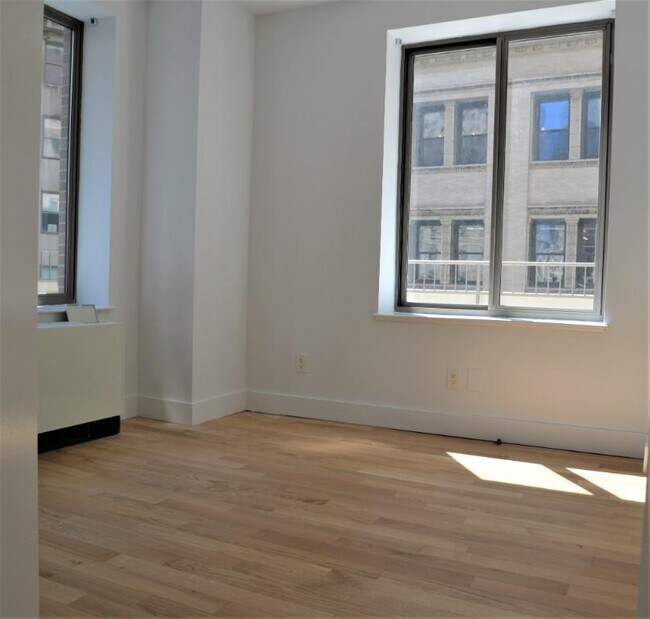 Foto del edificio - 3 bedroom in NEW YORK NY 10005