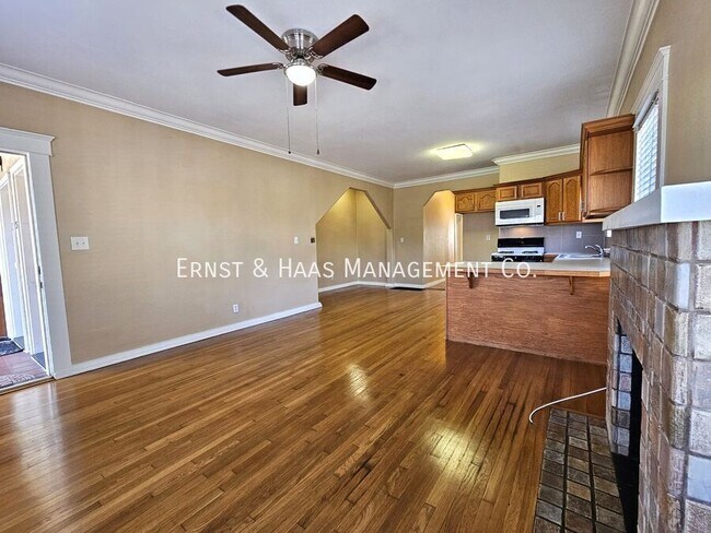 Foto del edificio - 107 Belmont Ave