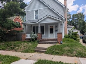 Building Photo - 200 Auburn Ave SE