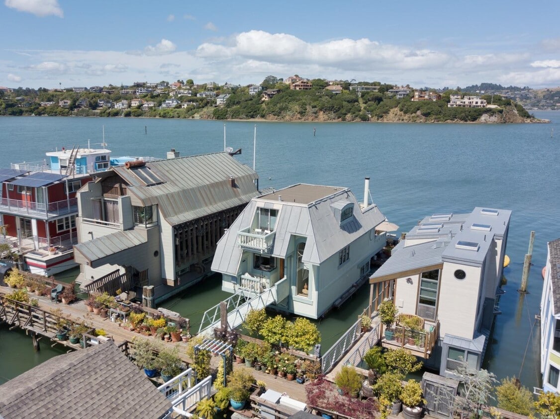 63 Issaquah Dock, Sausalito, CA 94965 House Rental in Sausalito, CA