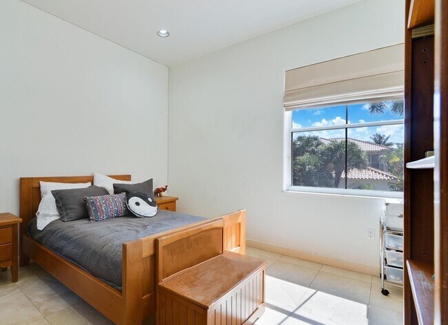 Foto del edificio - 1539 Shoreline Way