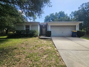 Building Photo - 921 Bristle Cone Ct