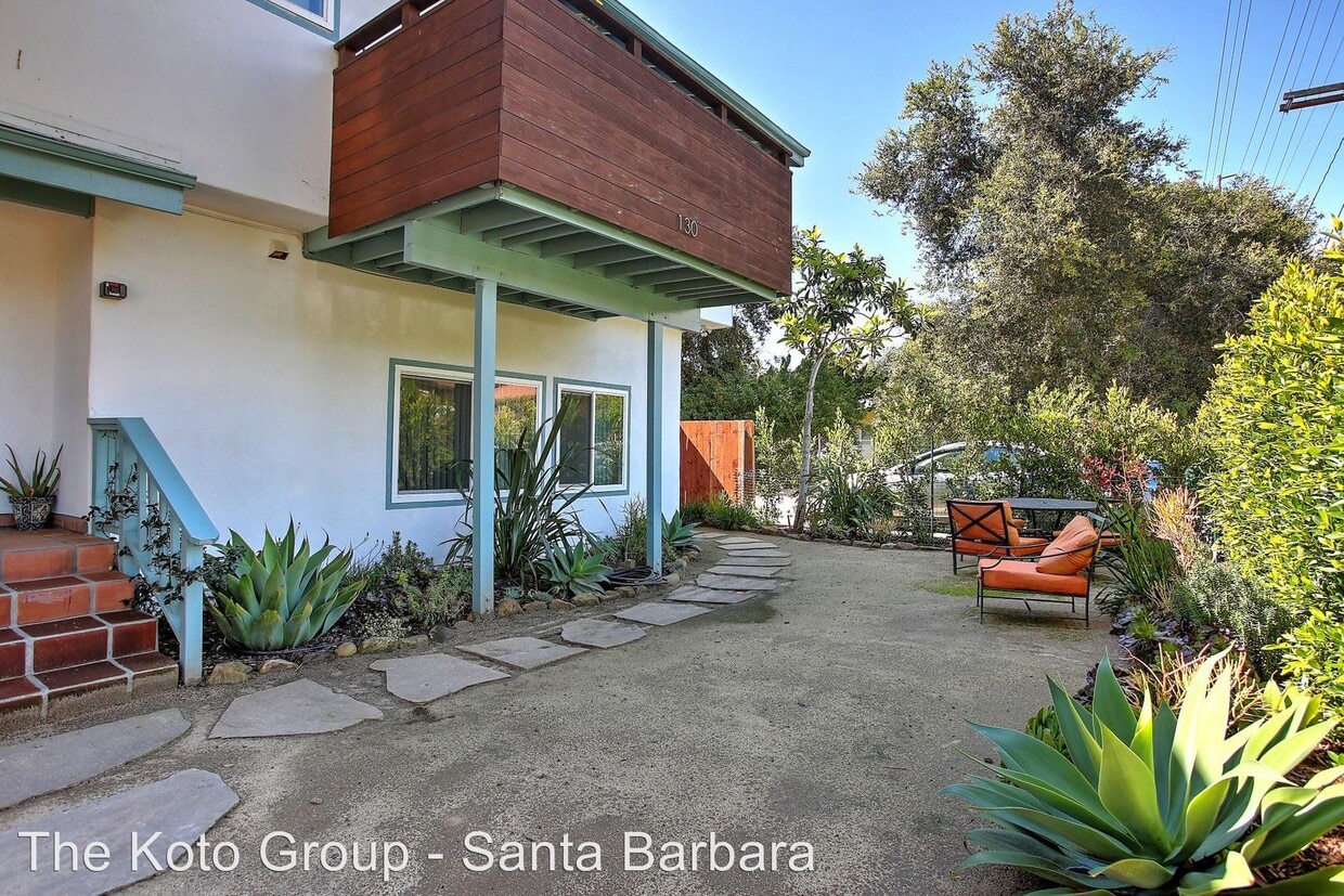 Primary Photo - 130 S Soledad St