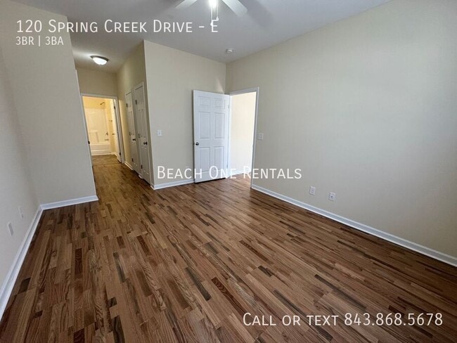 Foto del edificio - 120 Spring Creek Dr
