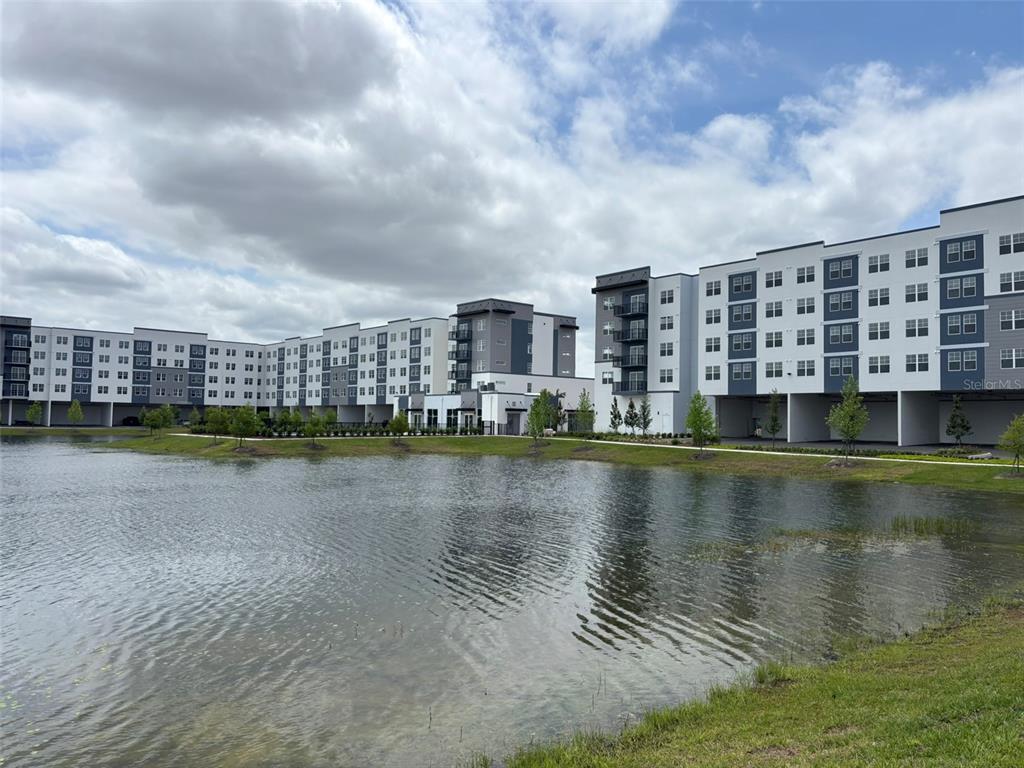 Foto del edificio - 5579 Millennia Park Dr