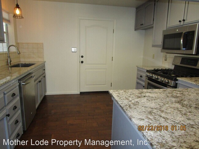 Foto del edificio - 3 br, 2 bath House - 20617 Diane Drive