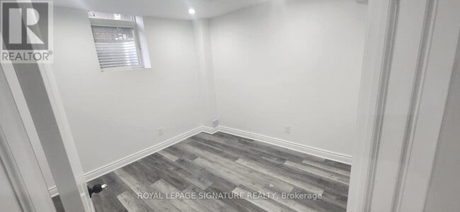 Building Photo - 83 Terry Cres