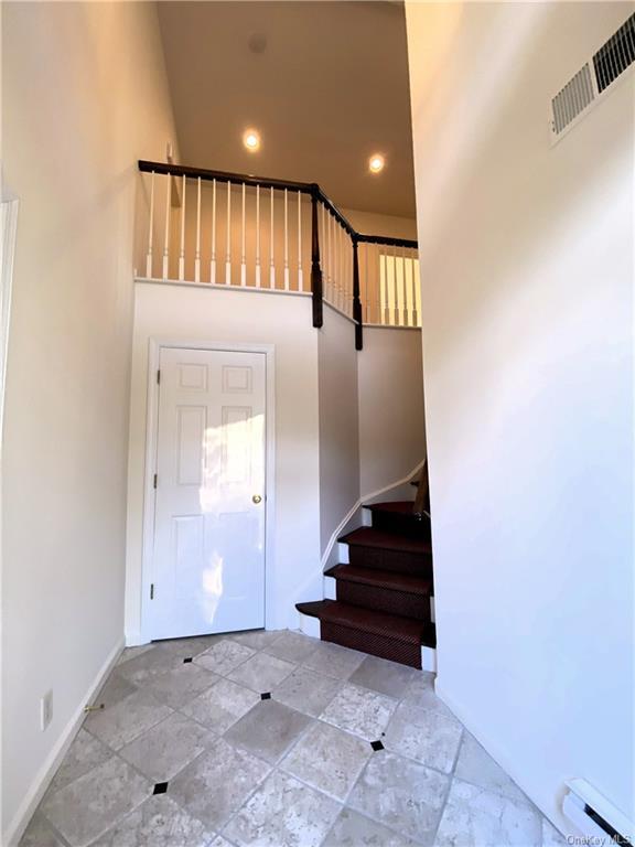 Building Photo - 116 Doral Greens Dr W