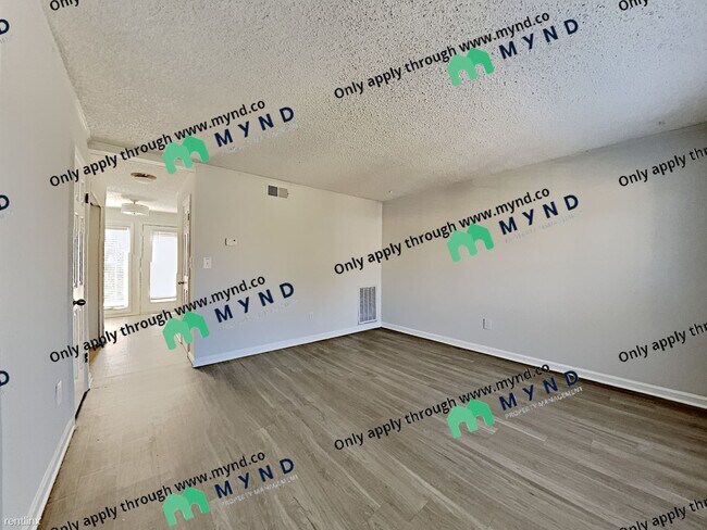 Building Photo - 2 br, 1.5 bath House - 4 Hayti Ln