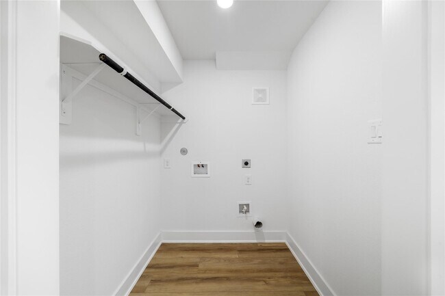 Foto del edificio - 2548 Walcott Ln