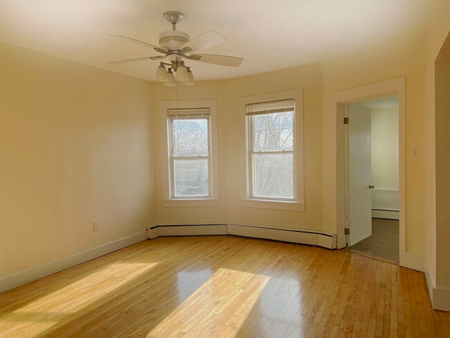 Dining Room - 111 Ashland St