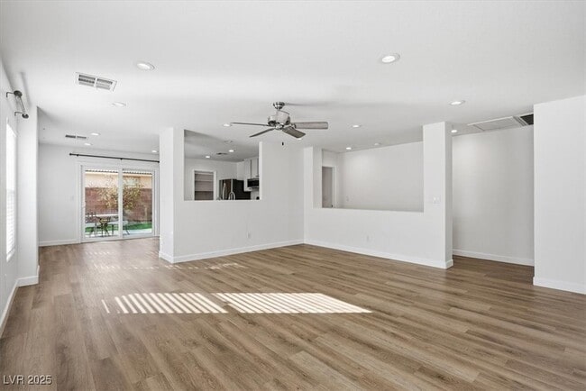 Building Photo - 11239 Tribiani Ave