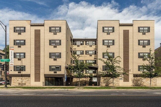 Foto del edificio - 6725 N Sheridan Rd