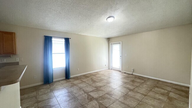 Building Photo - 9622 Watershed Dr E