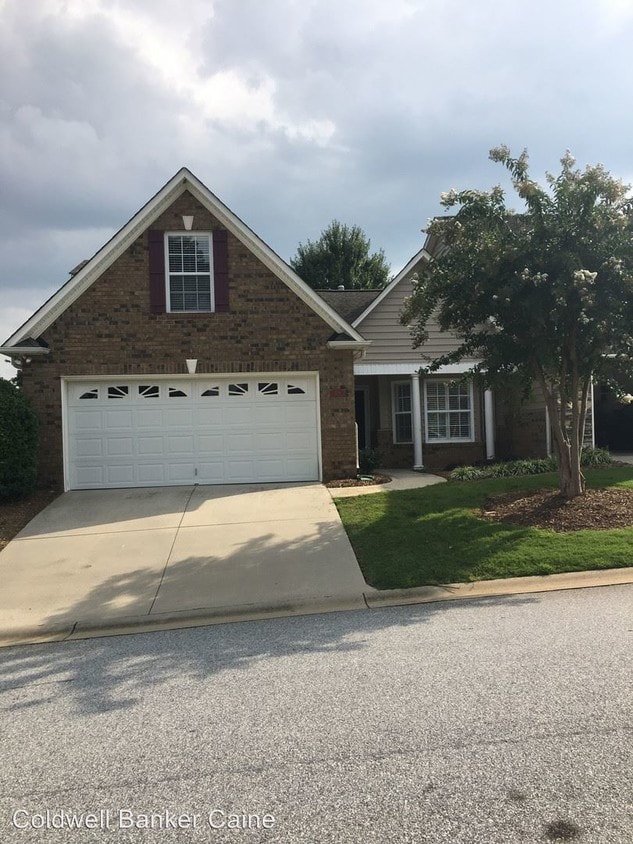 Primary Photo - 3 br, 2 bath House - 125 Pelham Springs