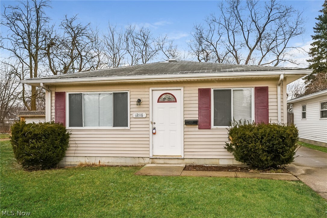 Primary Photo - 12118 Milligan Ave