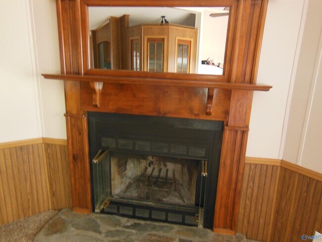 Building Photo - 411 Paint Rock Rd