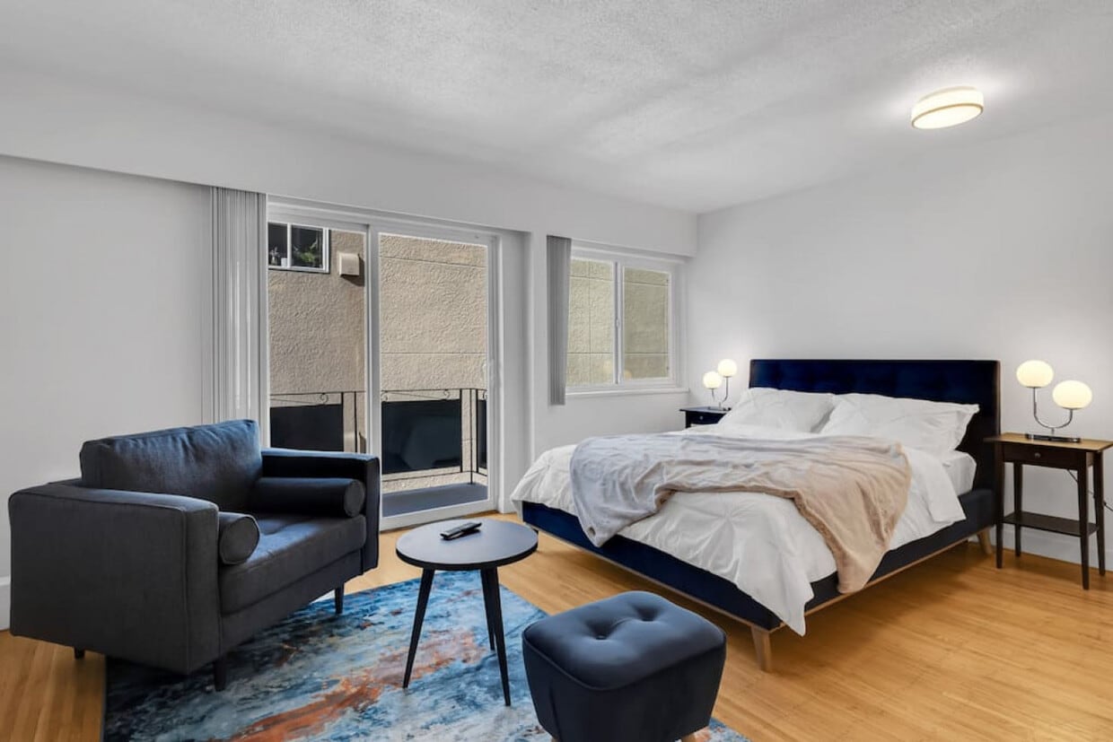 Photo principale - 1550 W 11th Ave
