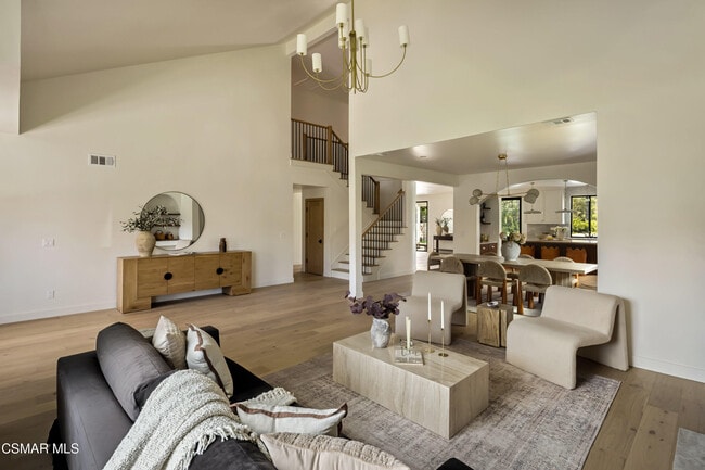 Foto del edificio - 24005 Clarington Dr