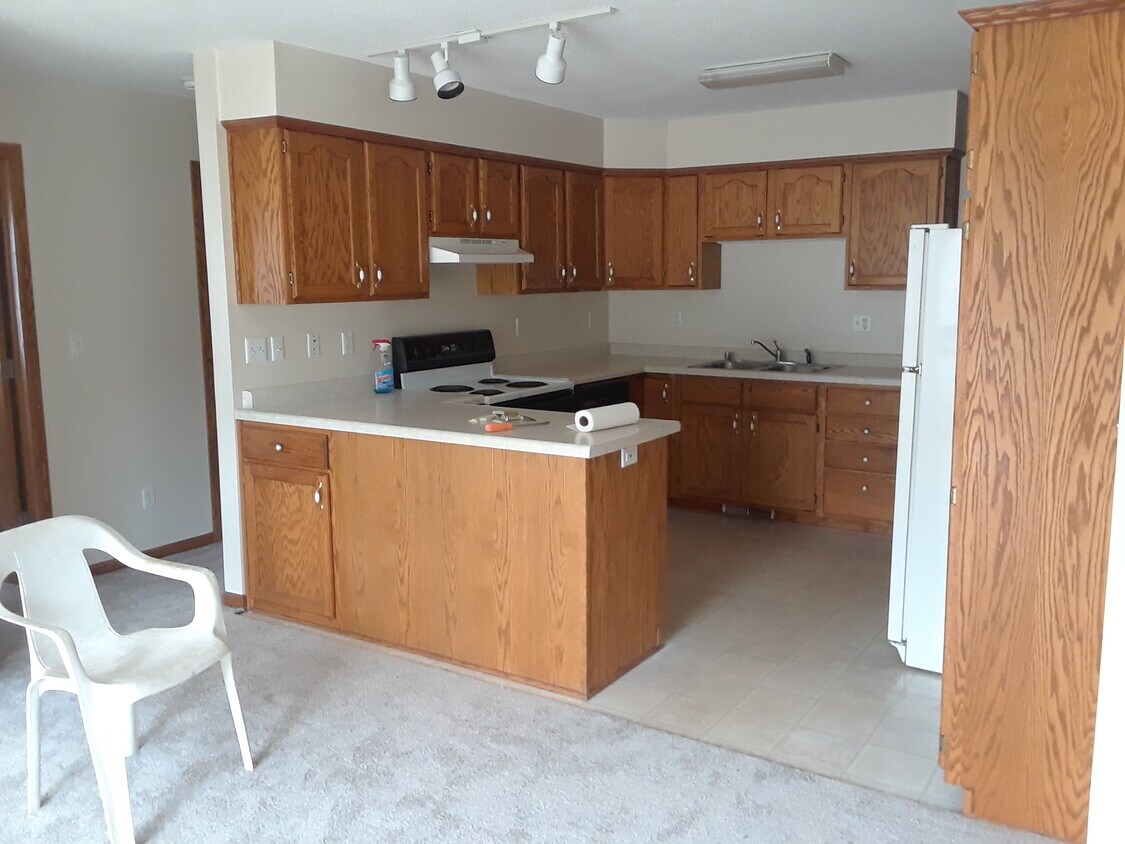 Foto principal - 704 S Starr Ave