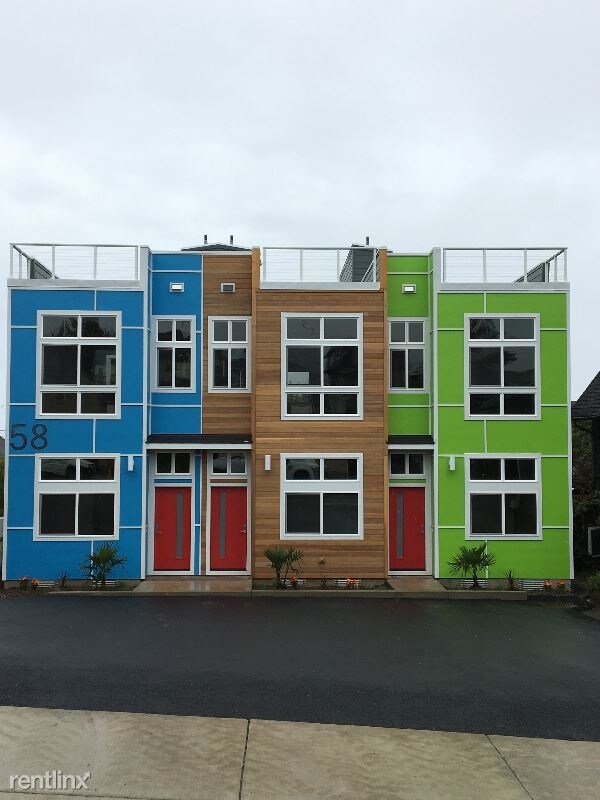 Primary Photo - 2 br, 3 bath Townhome - 58 SW Brook St