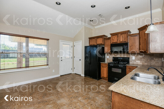 Foto del edificio - 548 W Shadow Ridge Way