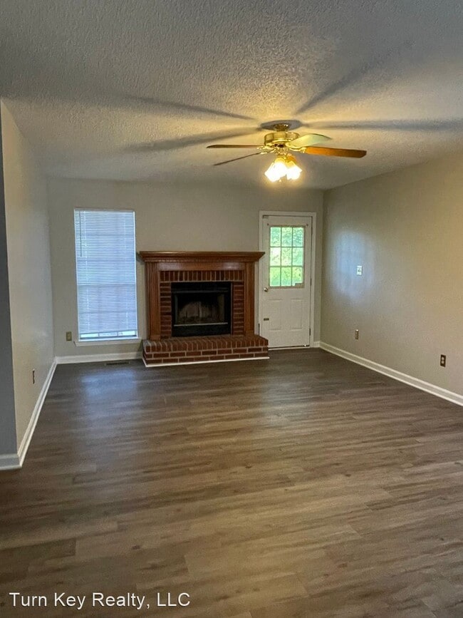 Building Photo - 3 br, 2 bath House - 2025 Brewster Road