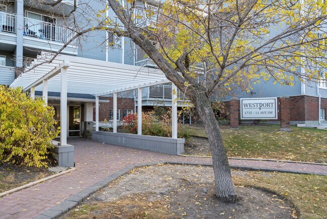 Building Photo - 1735-111 11 Ave SW