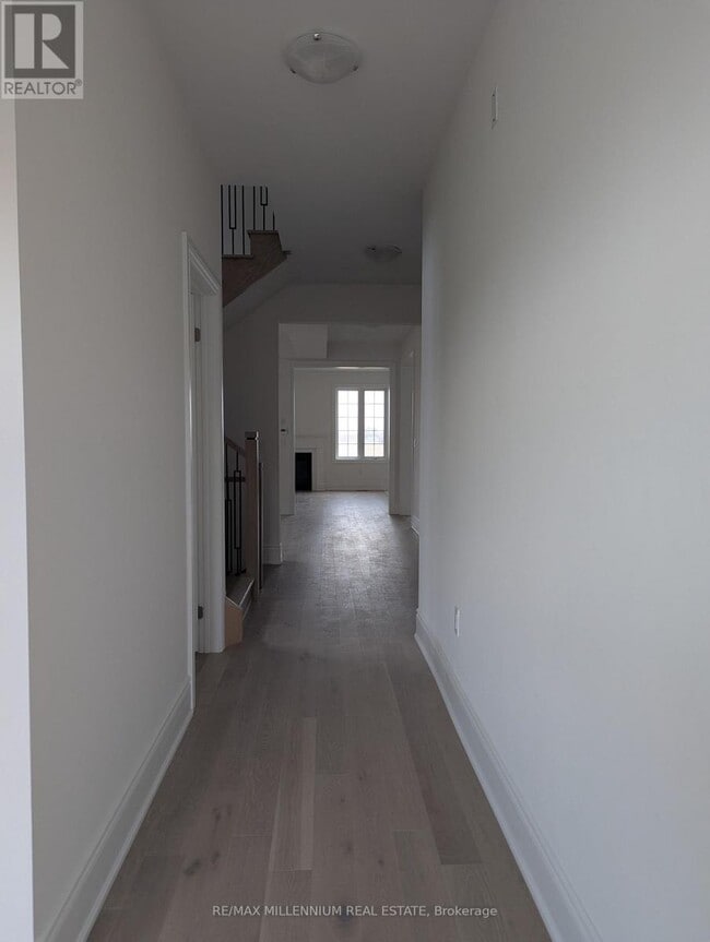 Building Photo - 43 Brethet Hts