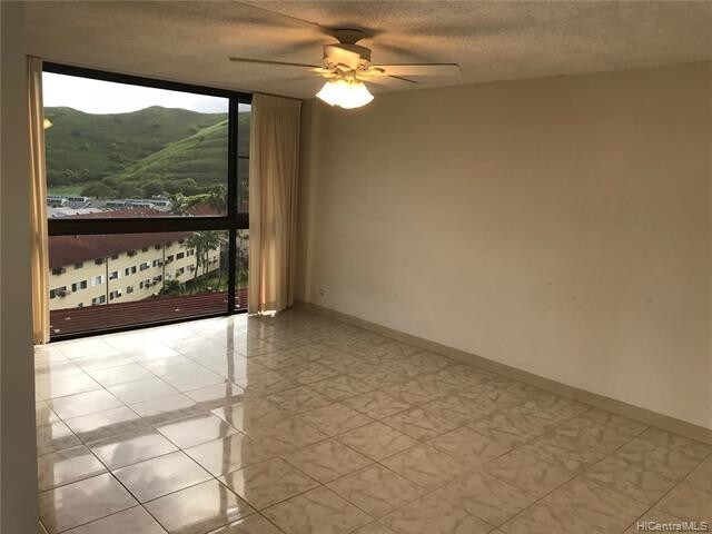 Foto del edificio - 322 Aoloa St
