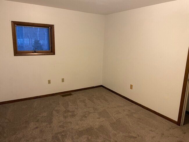 Foto del edificio - 315 E Brady Rd