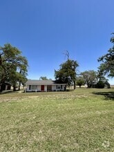Building Photo - 3505 E 19th St