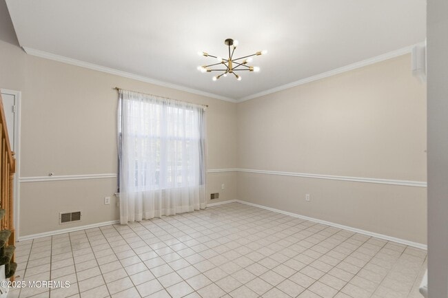Building Photo - 857 Woodbury Dr