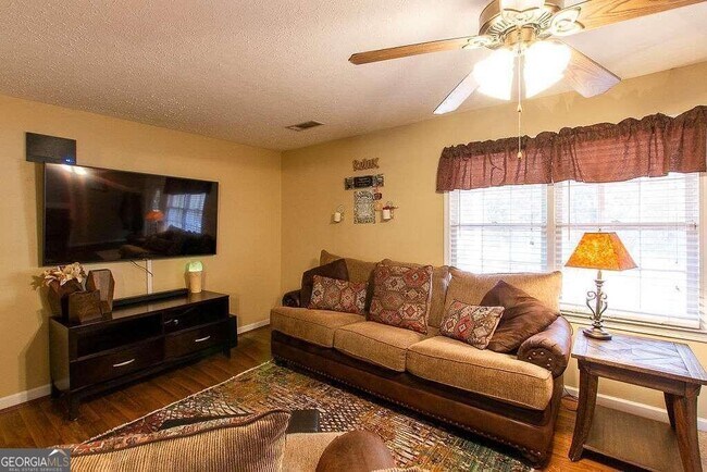 Foto del edificio - 954 Rabbit Hill Rd