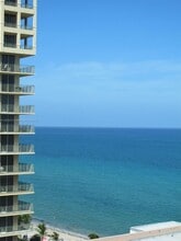 Building Photo - 3140 S Ocean Dr