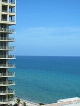 Building Photo - 3140 S Ocean Dr