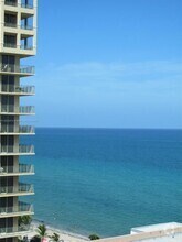 Building Photo - 3140 S Ocean Dr