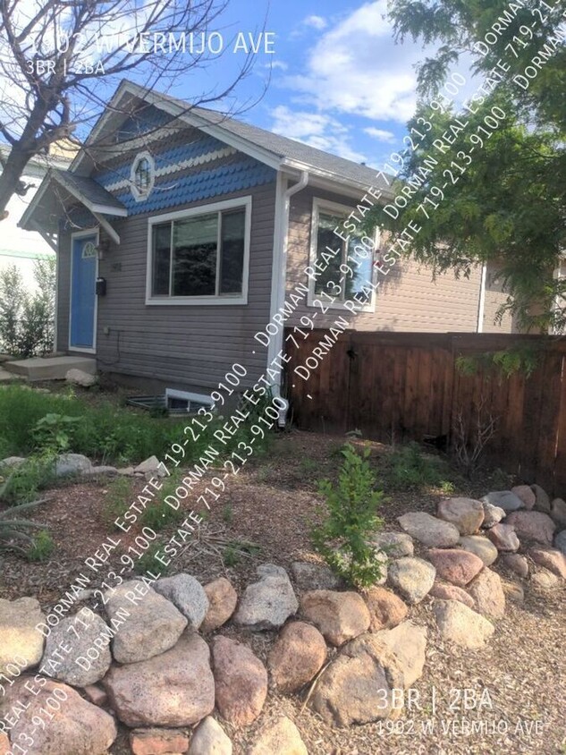 Primary Photo - Beautiful OCC home with HUGE garage