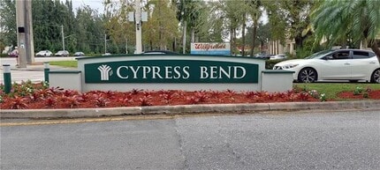 Building Photo - 2108 S Cypress Bend Dr